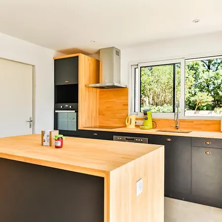 Holiday home Agreable Maison Neuve Avec